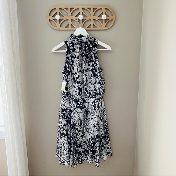 Just Taylor High Neck Floral Dress Black/White Sz 4 - Picture 10 of 11